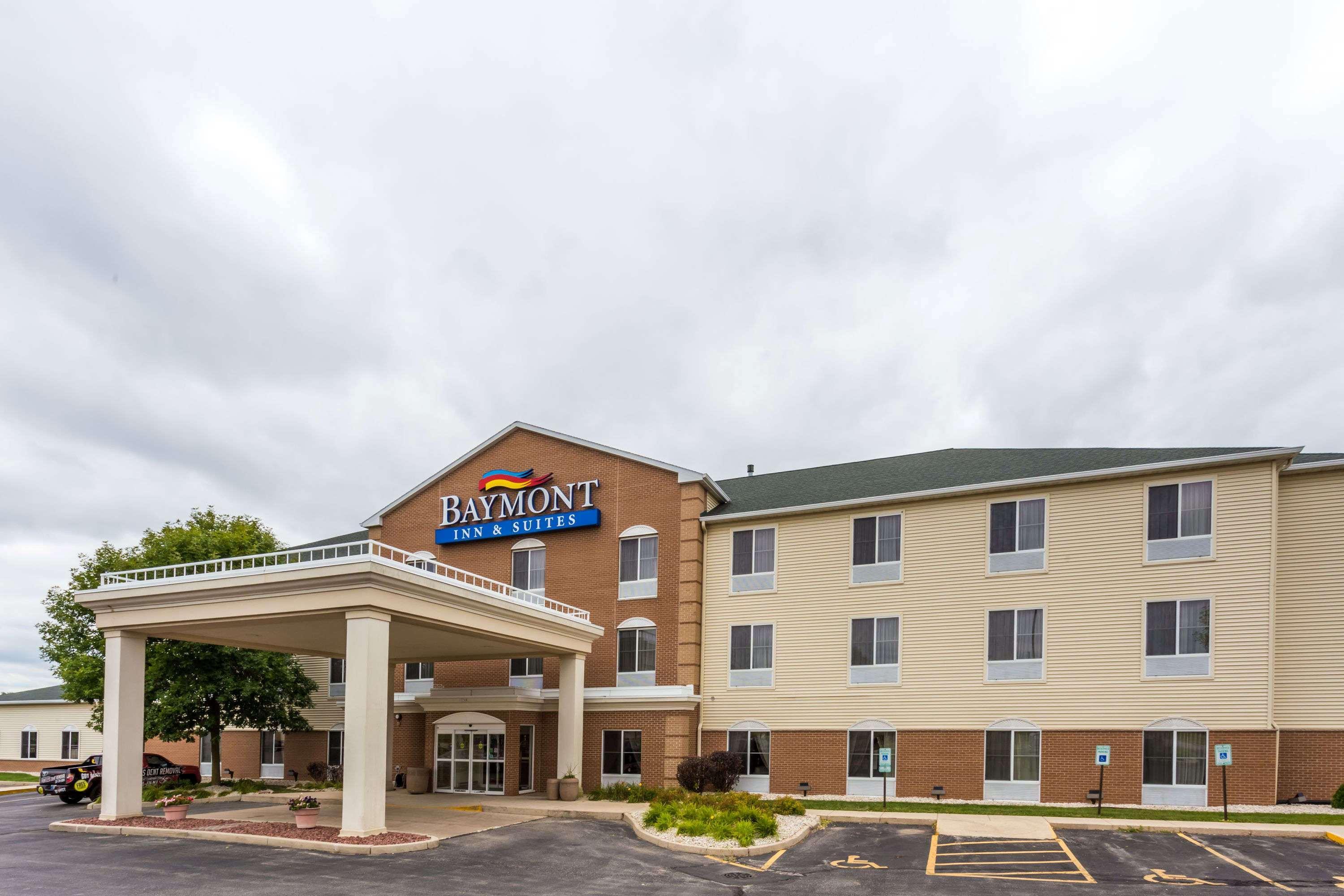 Hotel Baymont By Wyndham Waterford/Burlington Wi Extérieur photo