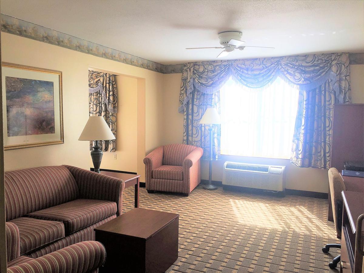 Hotel Baymont By Wyndham Waterford/Burlington Wi Extérieur photo